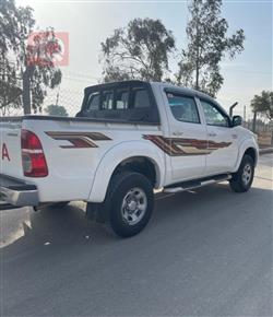 تويوتا هايلوكس